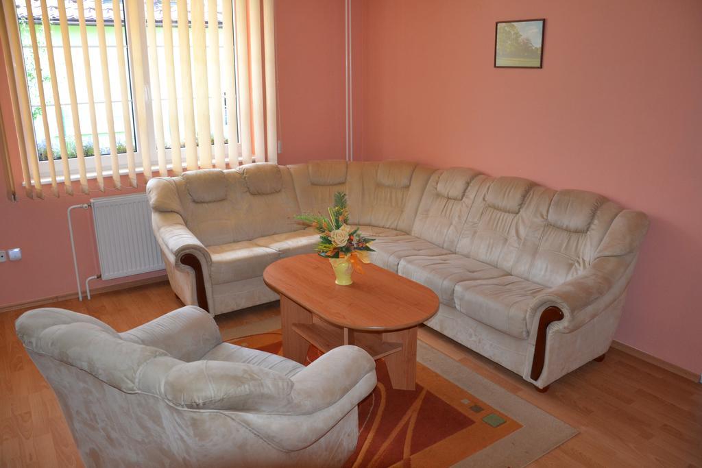 Penzion Chalupka Strba Room photo